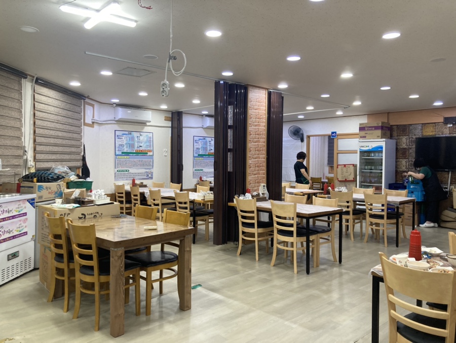 흰고래참가자미횟집 이미지