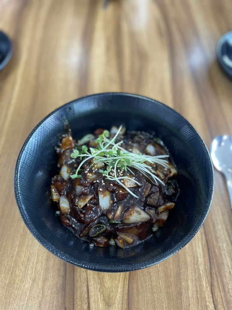 하우칭짜장 이미지