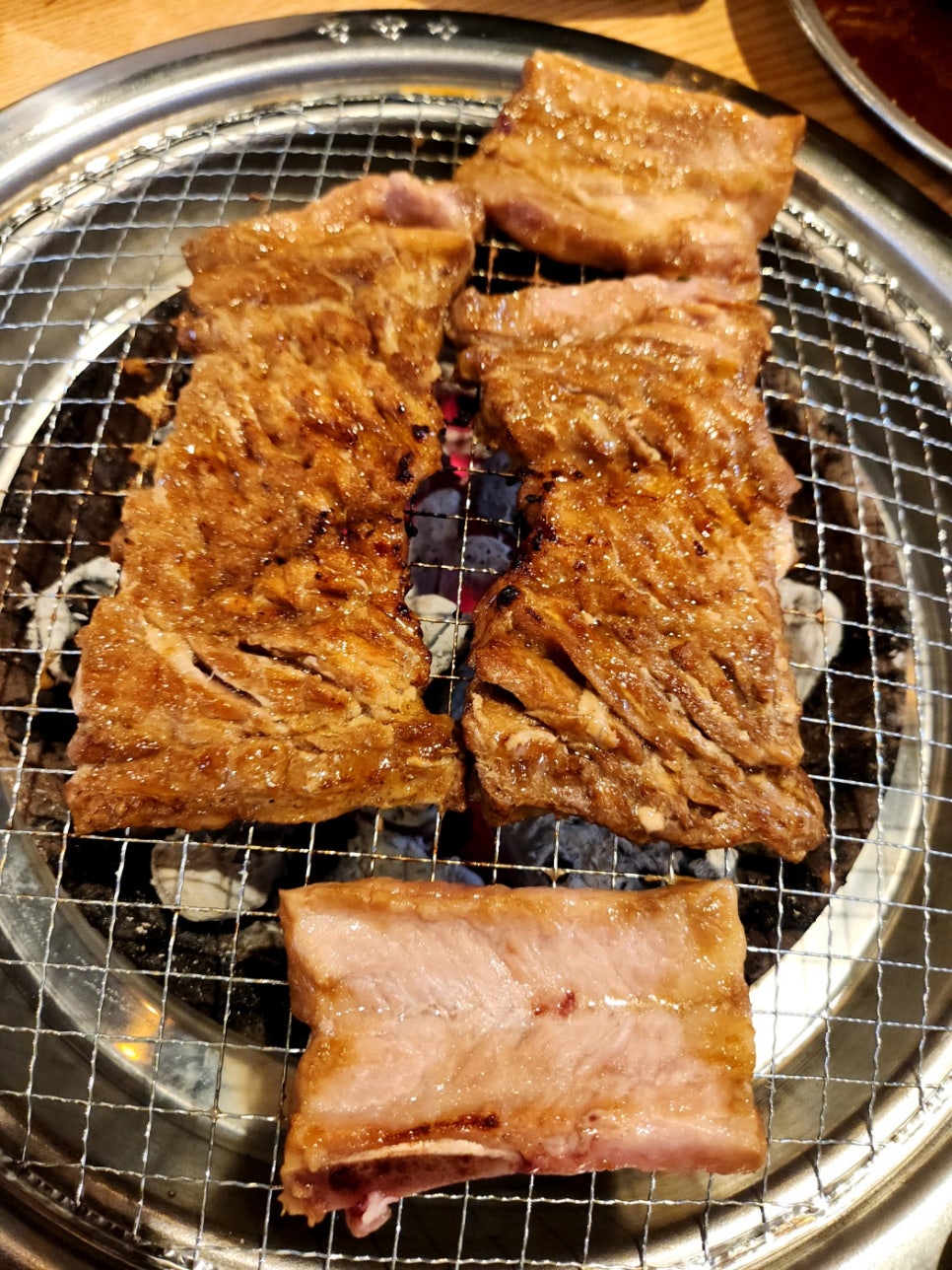 돈돈숯불갈비 이미지