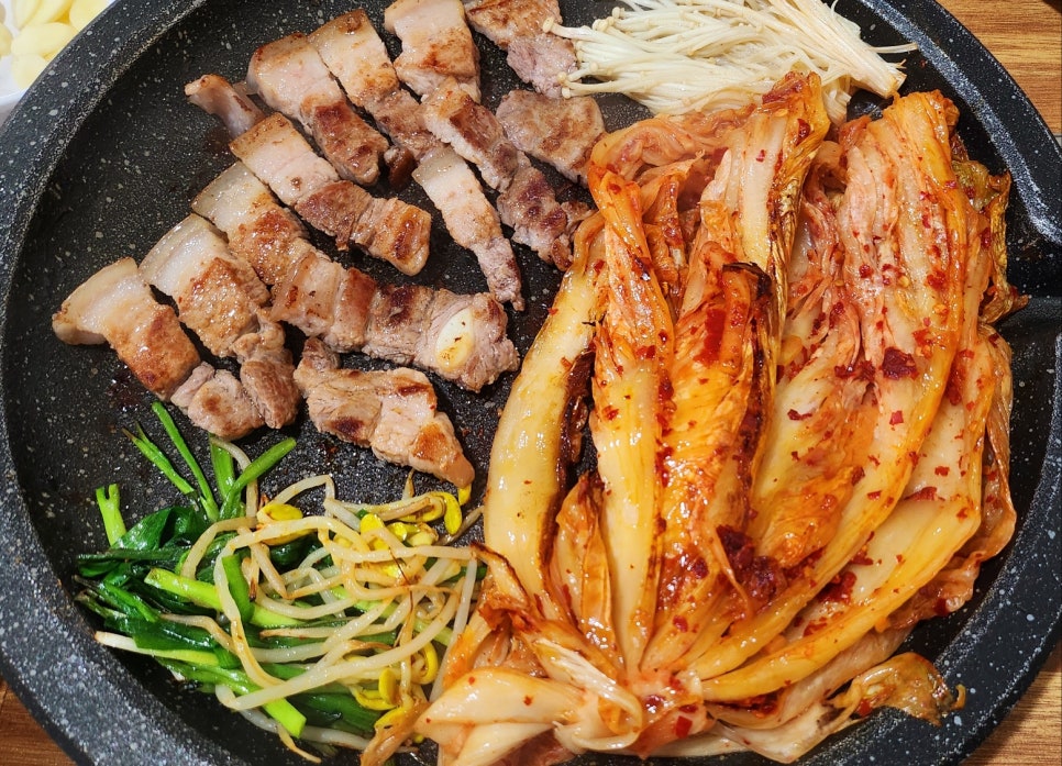 두리두리석쇠불고기 이미지
