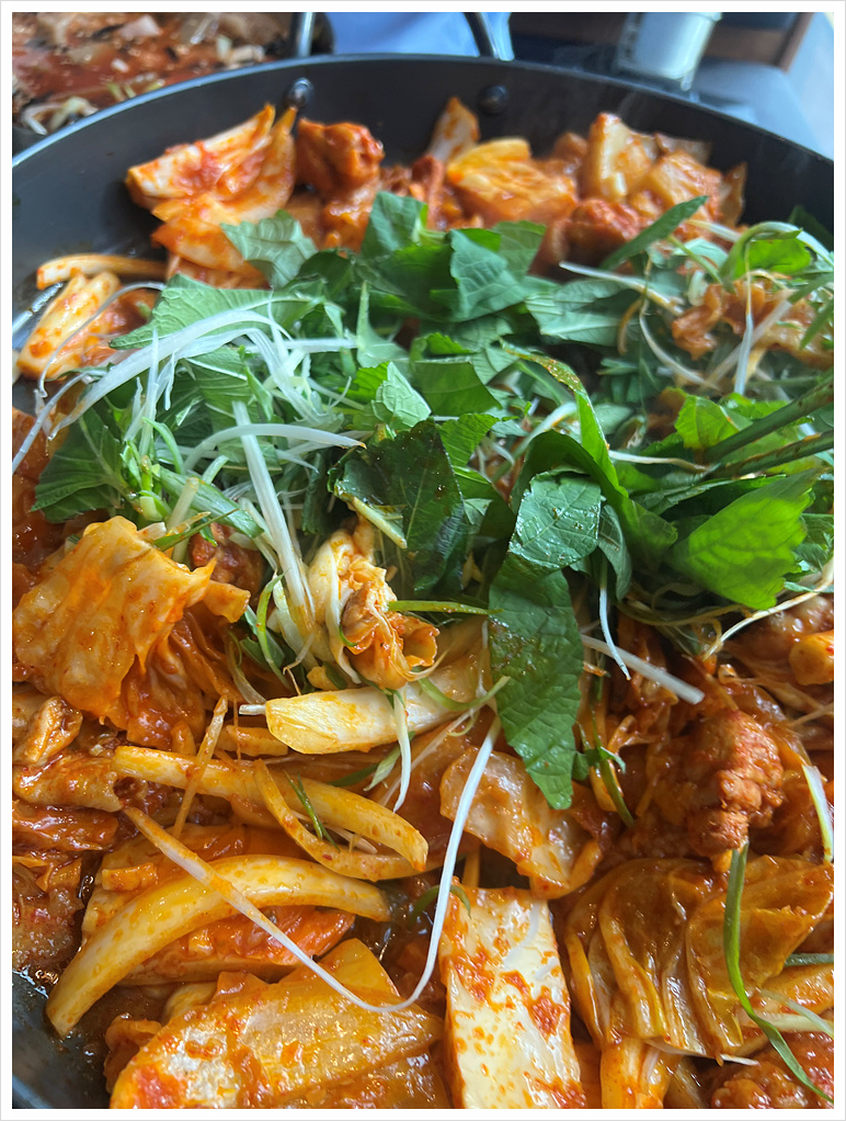 백년닭갈비 이미지