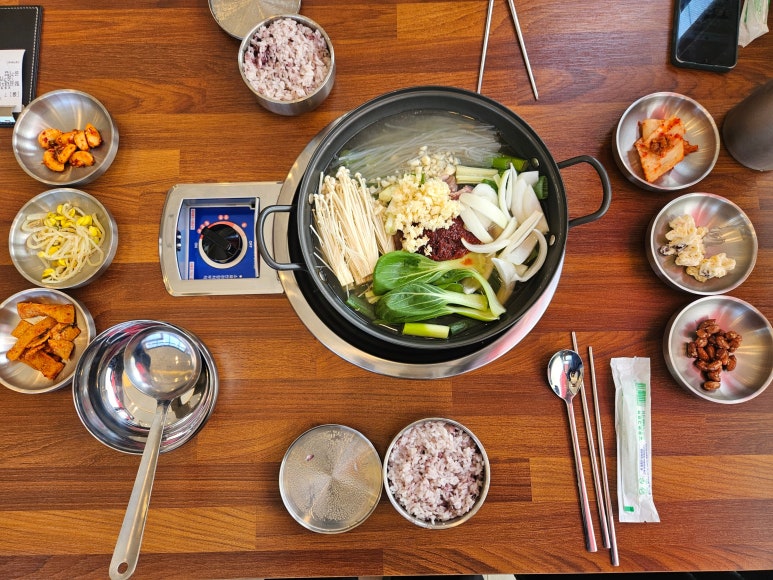 팔공큰돼지찌개오천문덕점 이미지