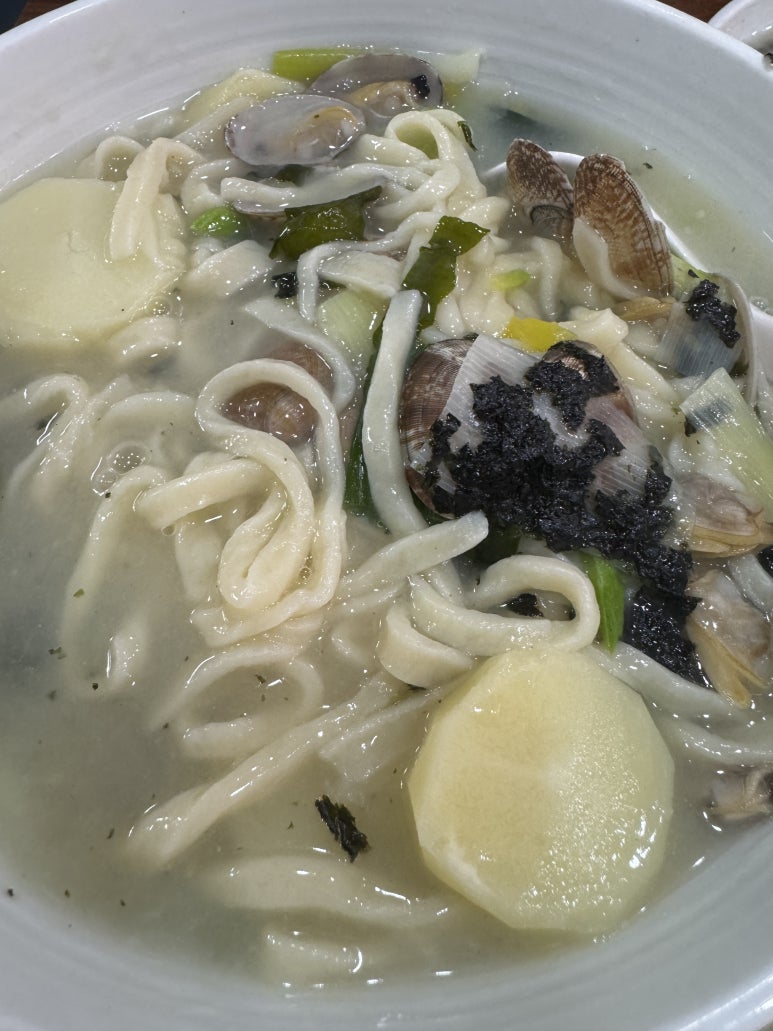 해맞이손칼국수 이미지