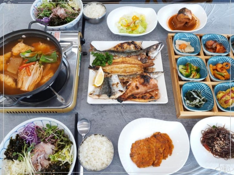 본전횟집 이미지