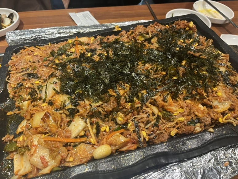 통나무집가정식뷔페 이미지