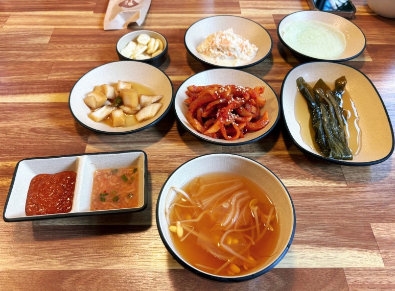 유명환명품족발 이미지