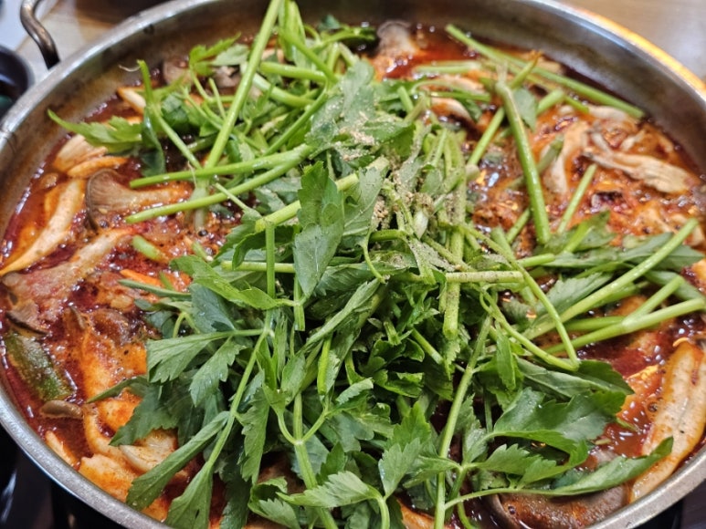 백일칼국수 이미지