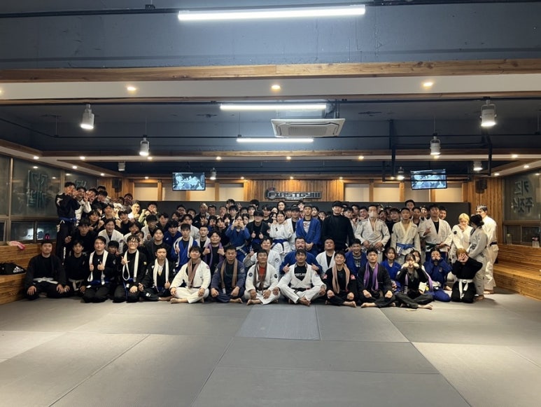 퍼스트짐 이미지