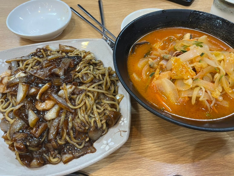 솥뚜껑수산 이미지