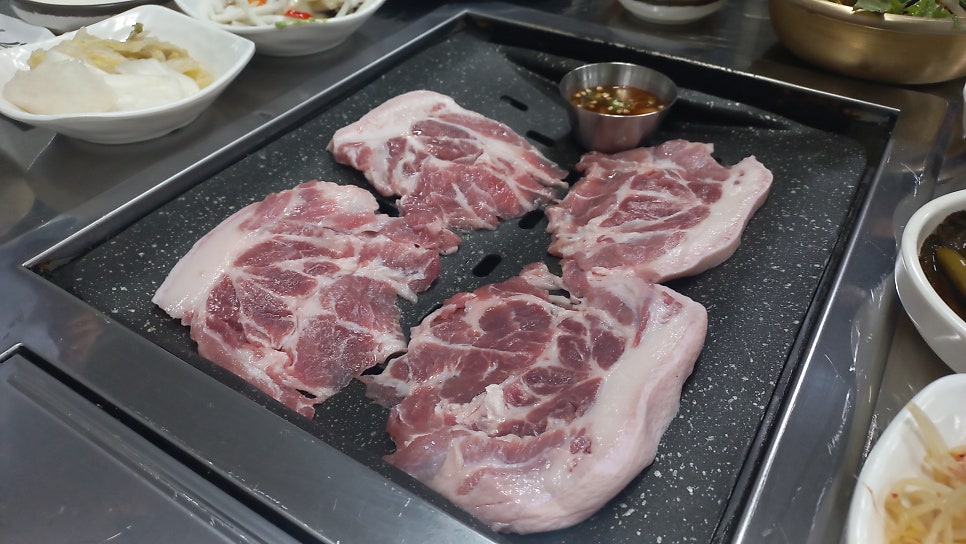 뒷고기앤막창 이미지
