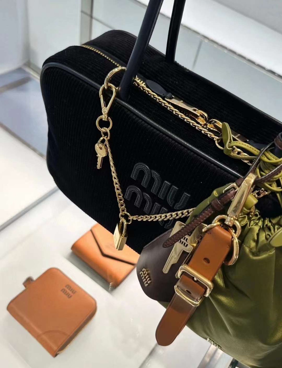 뮤뮤 이미지