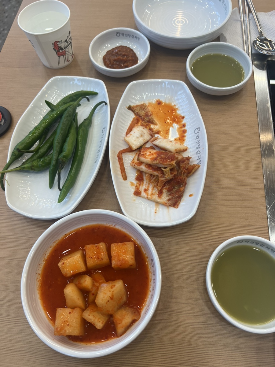 약선당감자탕 검단신도시점 이미지