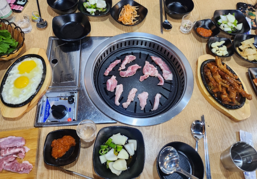 퇴근길뒷고기 이미지