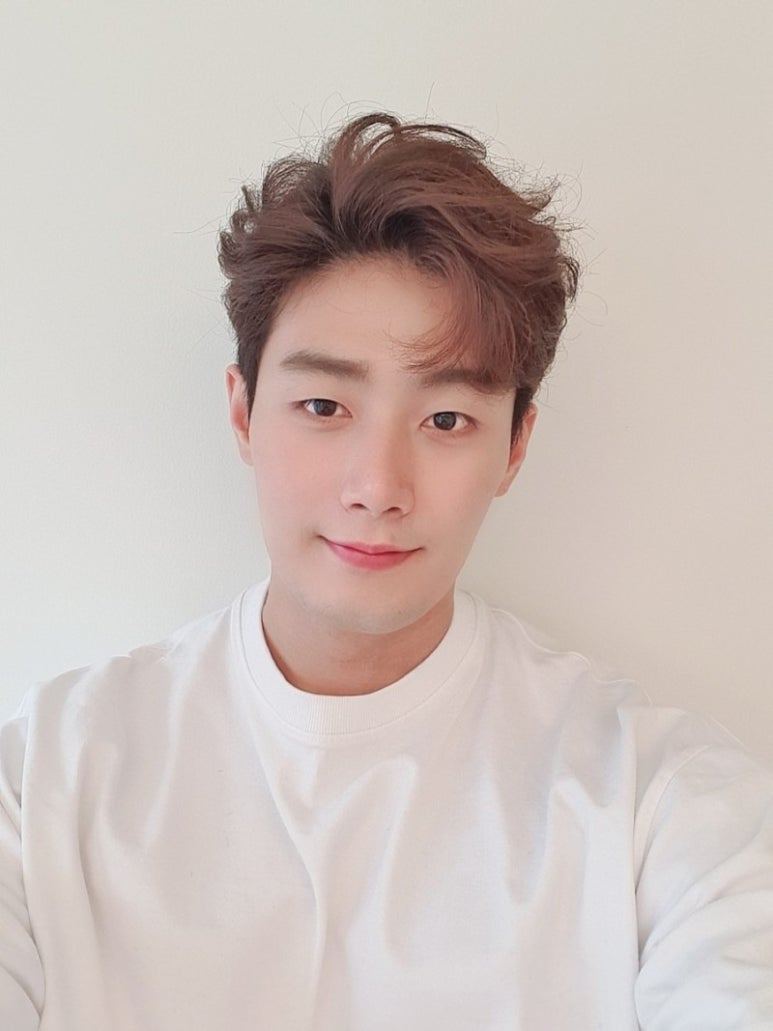 브라운 맨즈헤어 이미지