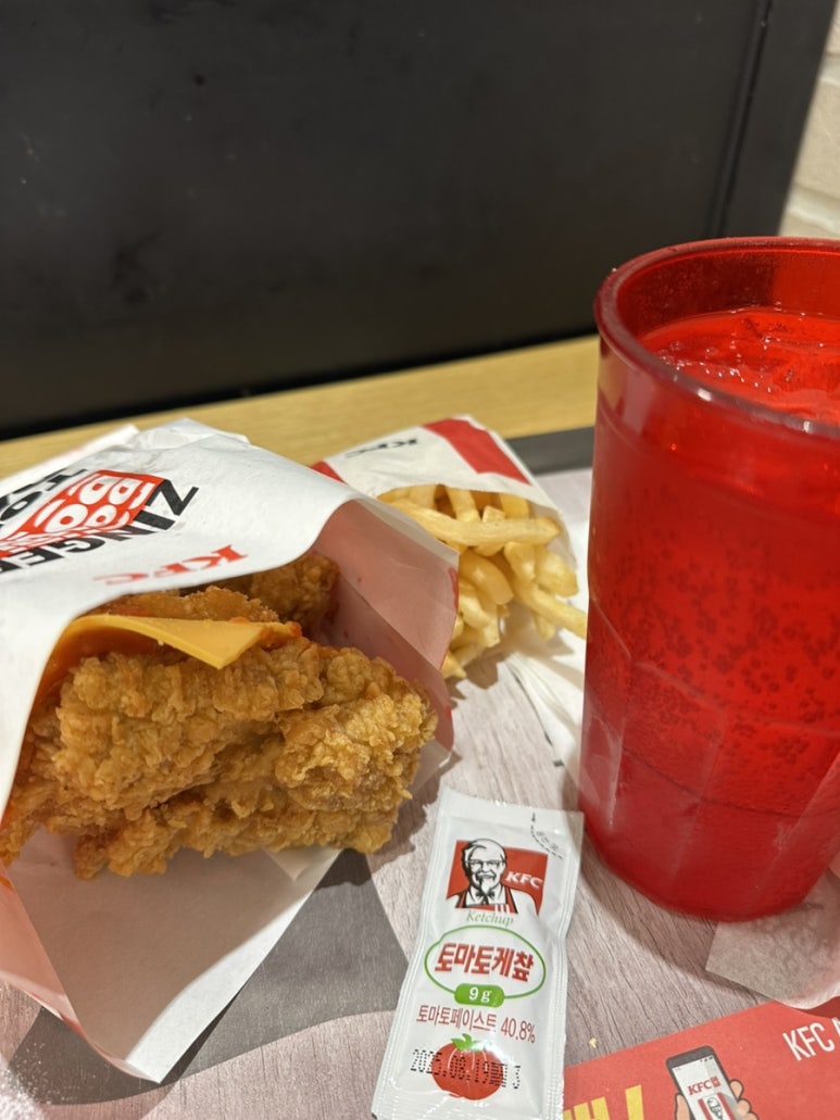 KFC 사당역점 이미지
