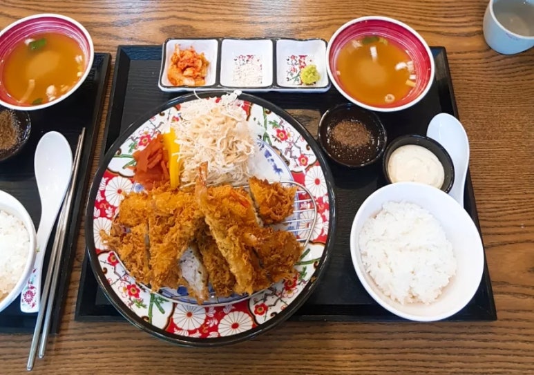 정든카츠 이미지