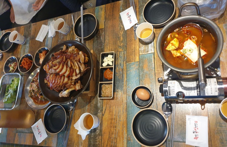 족발신선생시흥정왕점 이미지