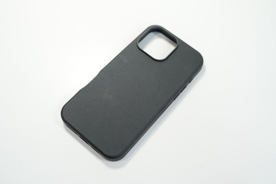 오터박스 아이폰 16프로 맥스 케이스 추천  "비건가죽 시메트리 캑터스레더 (OtterBox Symmetry Cactus Leather)케이스" 이미지 8