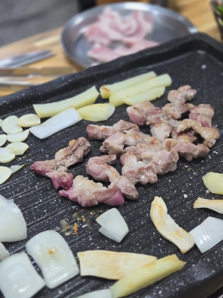 흑돼지자투리구이식당 이미지
