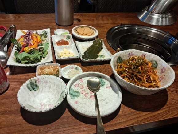 육시락 이미지