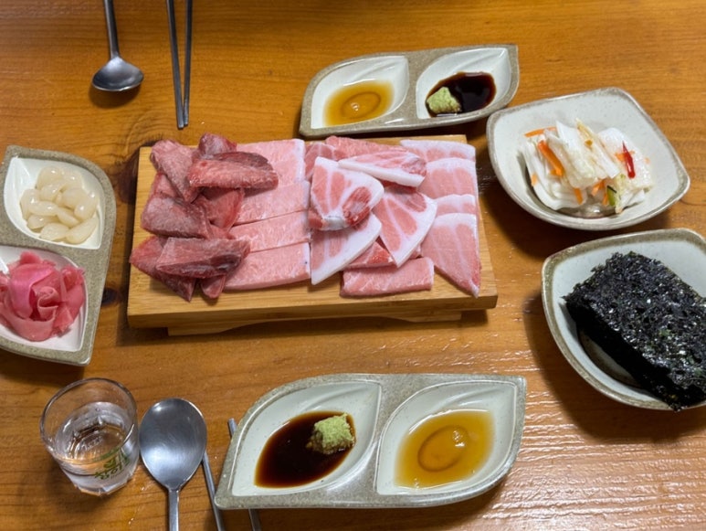 밍크고래와 참다랑어 이미지