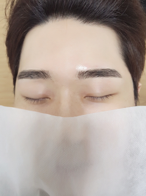 눈썹에반하다 이미지