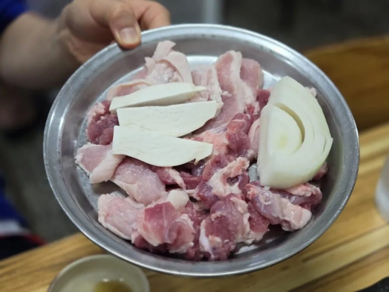 흑돼지자투리구이식당 이미지