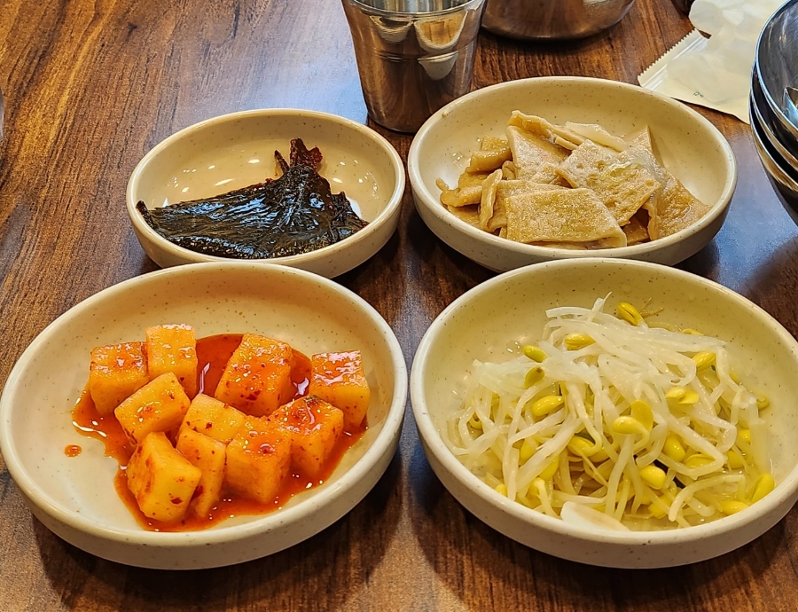 양푼생돼지김치찌개 이미지