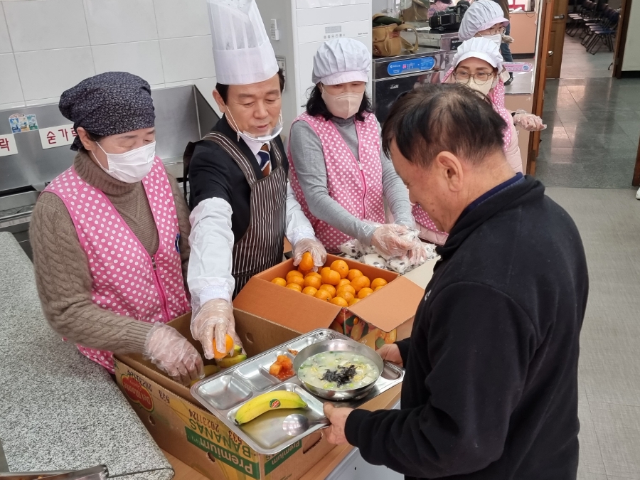 여성자원봉사대 (상락원) 이미지