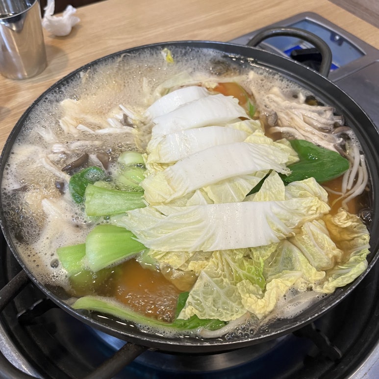 가마솥 콩 품었네 이미지