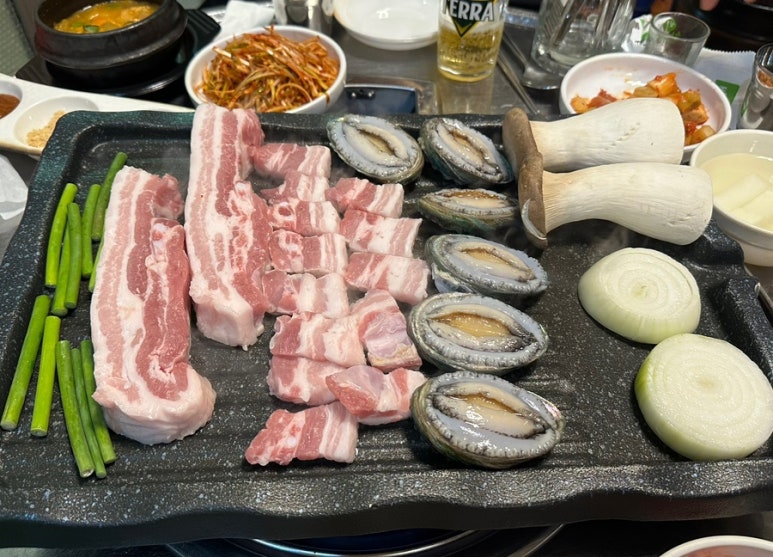 화이트존통삼겹살 이미지
