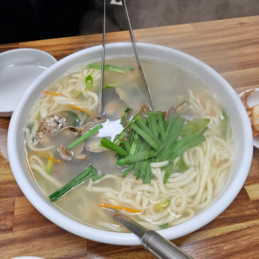 이모네바지락칼국수 이미지