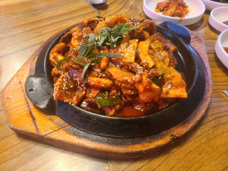 우렁두렁 이미지