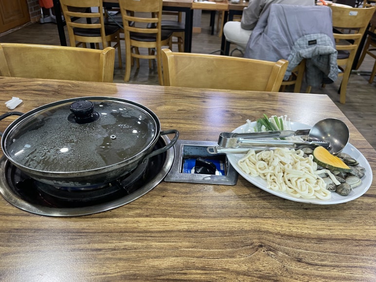 동원 손 칼국수 이미지