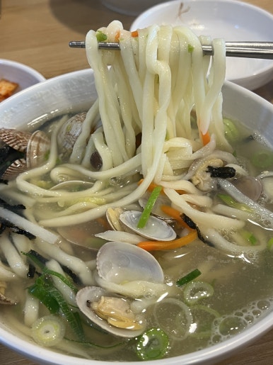 마시쭈칼국수 이미지