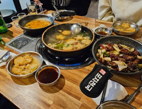 홍콩막창석쇠구이 이미지