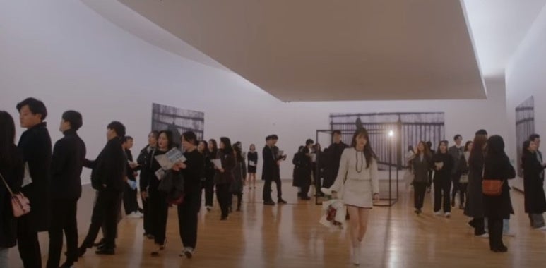 크림우드 이미지