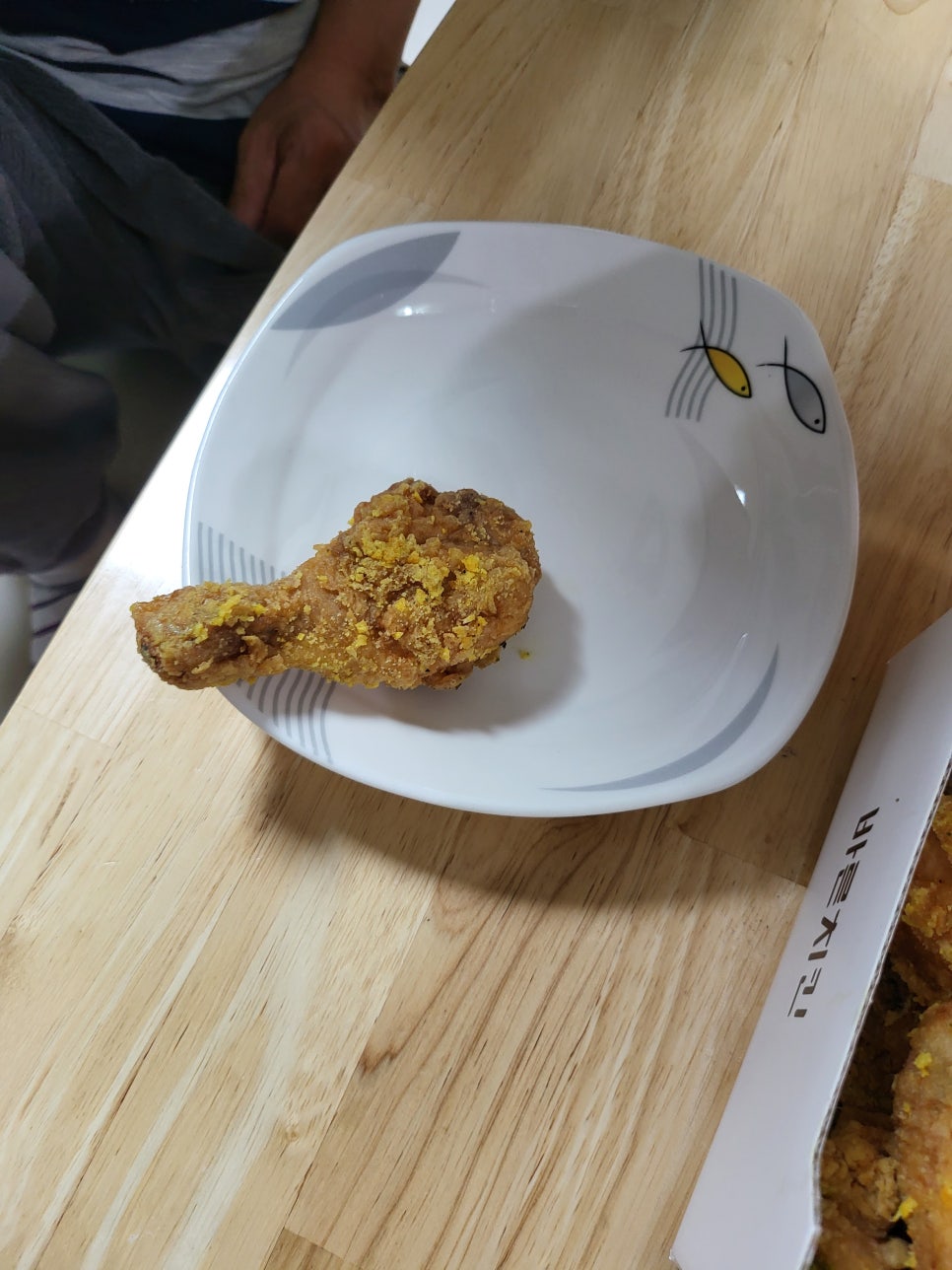 바삭이치킨 이미지