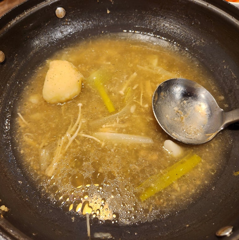 닭한마리닭발 이미지