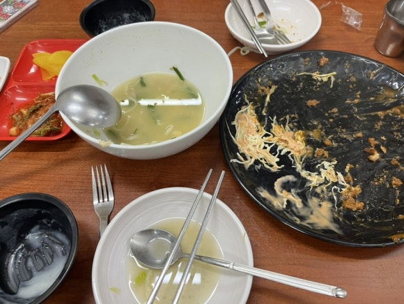 석이네닭칼국수 이미지