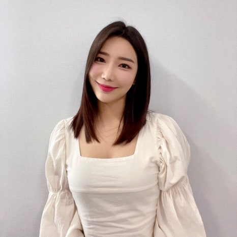 홍대신지윤피부관리 이미지