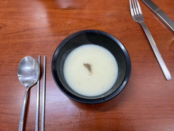 석이네닭칼국수 이미지