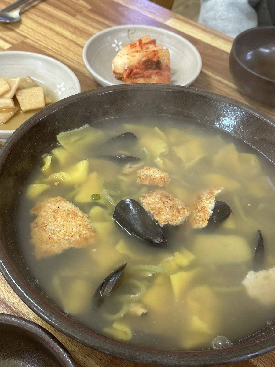 함지박해물손칼국수 이미지