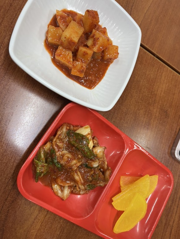 석이네닭칼국수 이미지
