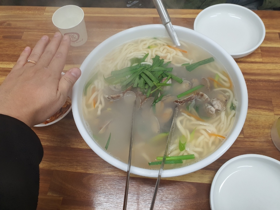 이모네바지락칼국수 이미지