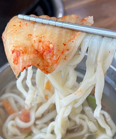 타래바지락칼국수 이미지