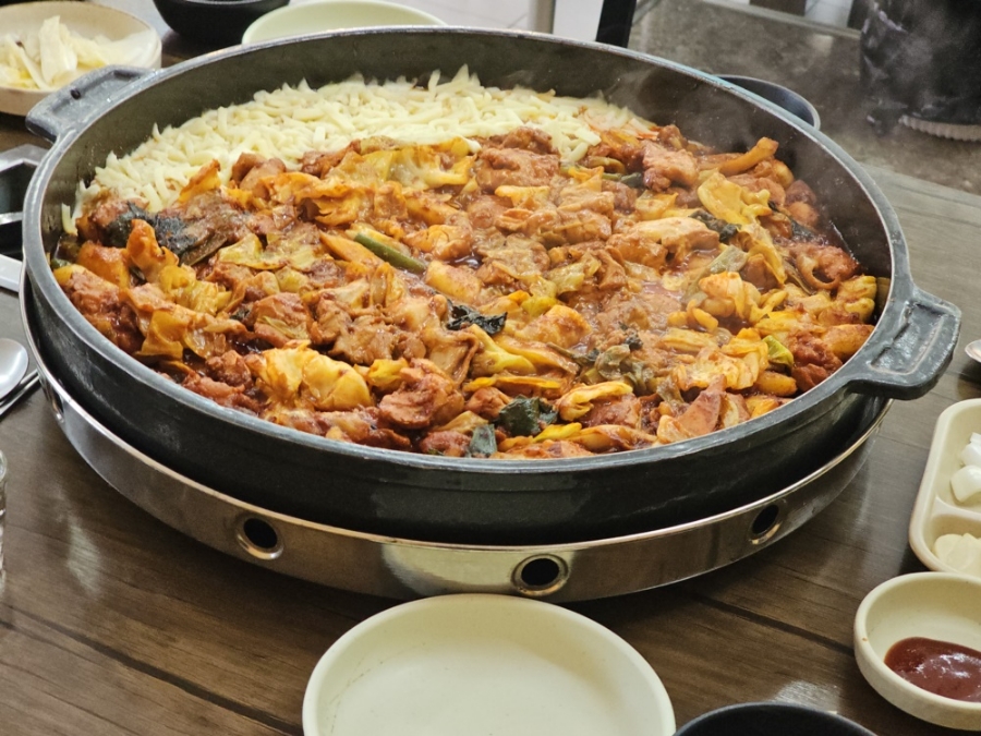본가집춘천닭갈비 이미지