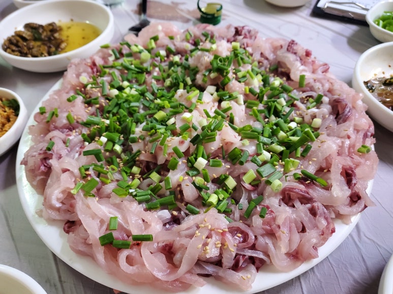 성원민물횟집 이미지