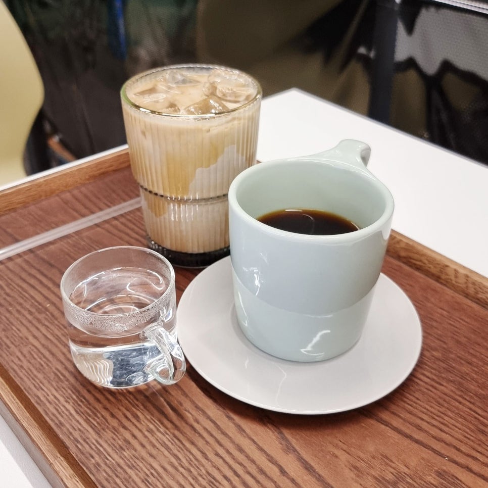 락 카페 아지트 이미지