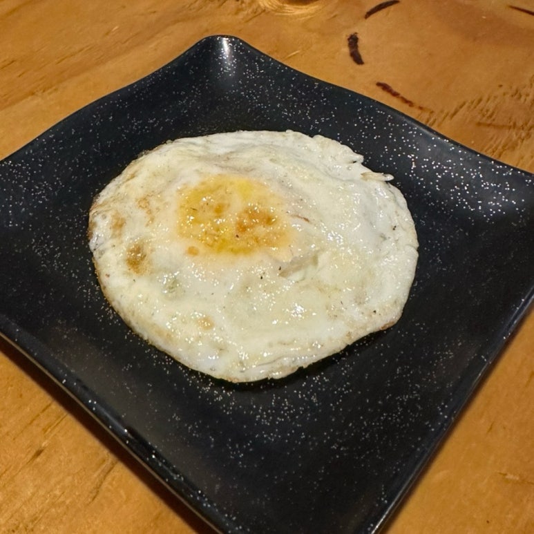 담장을 넘은 까닭 이미지